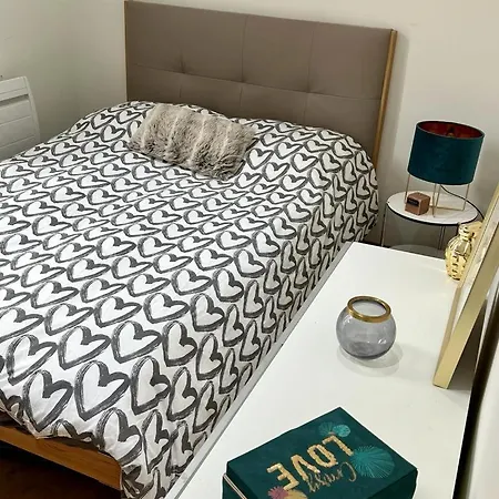 Sympa 1 Bedroom 1br Center Of Parking *